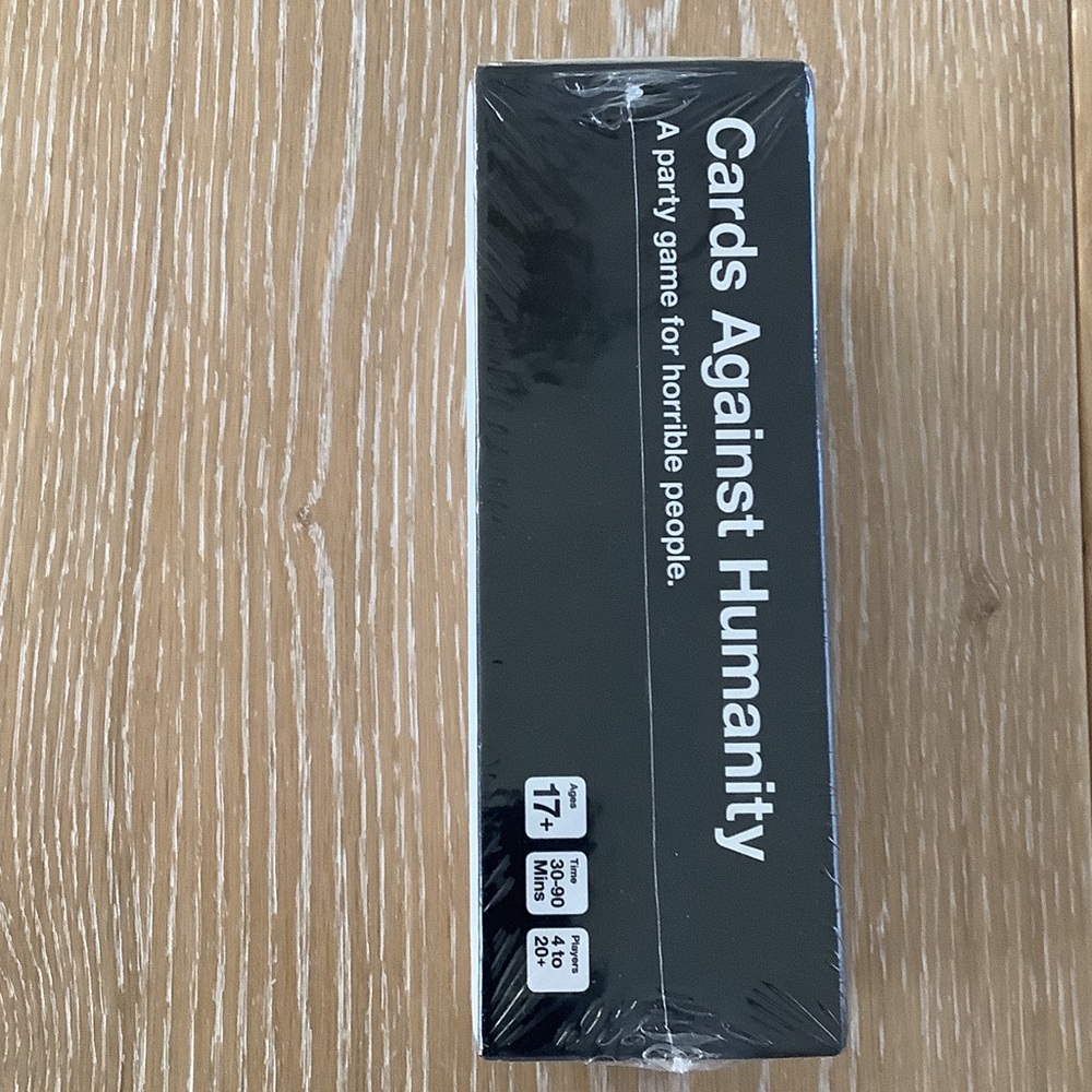 New Cards Against Humanity Party Game - Picture 2 of 3